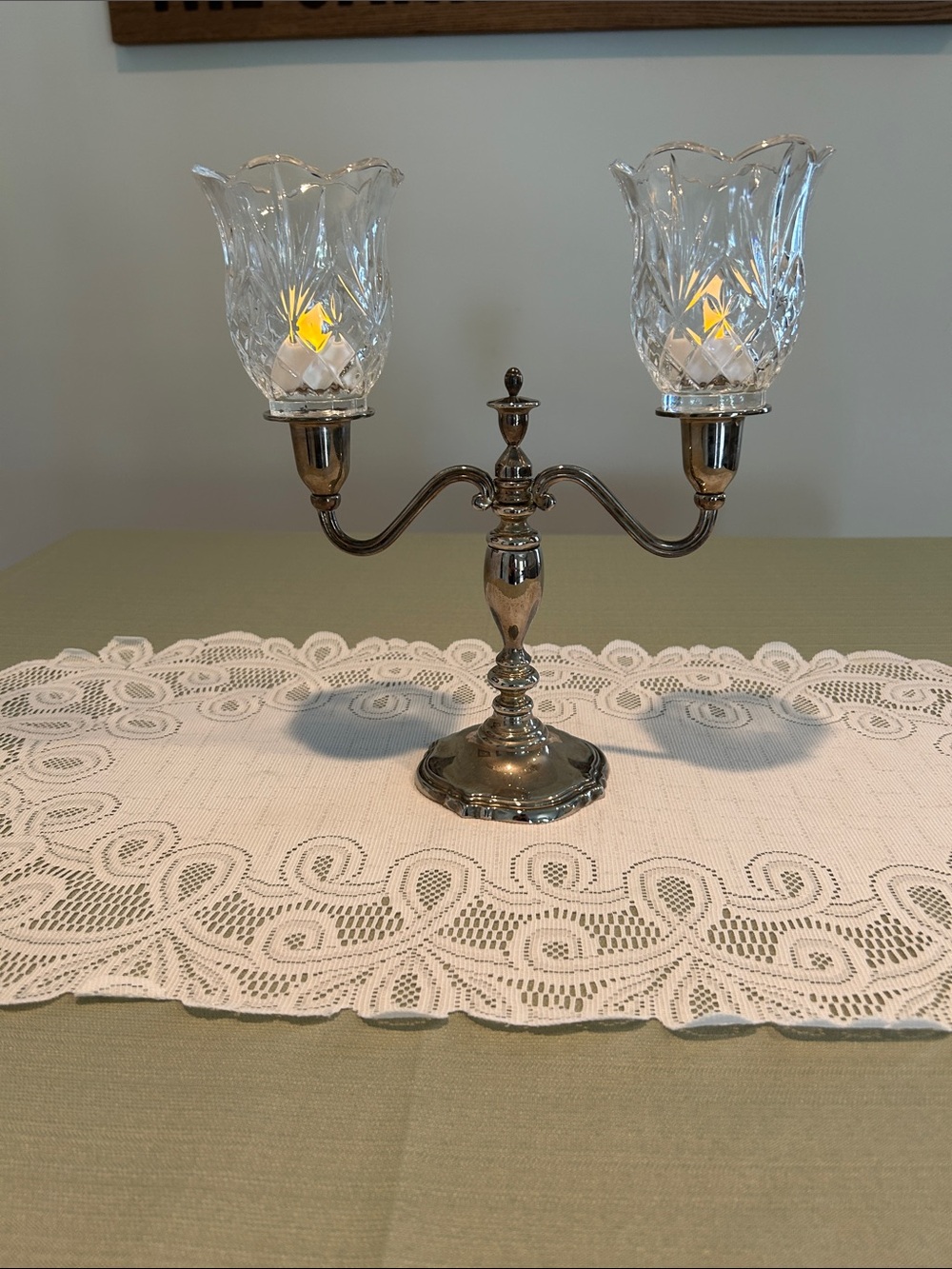 Godinger Silver Art 2 Arm Candlabra/Crystal votive Cups/2 Candles